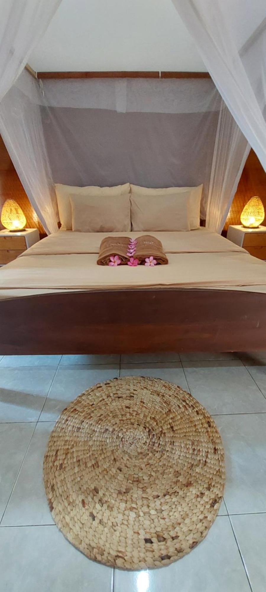 Color Cottage Gili Air Exterior photo
