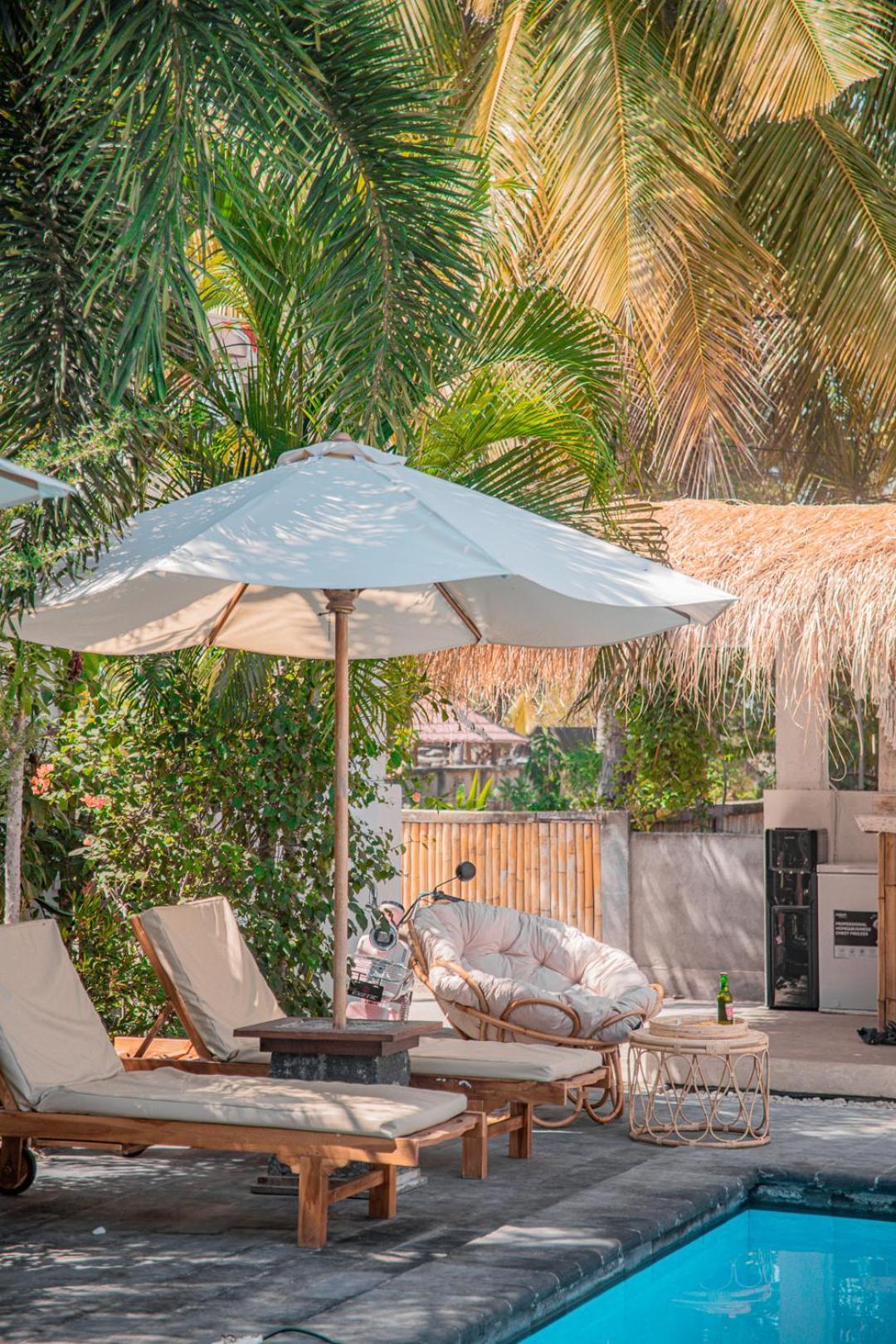 Color Cottage Gili Air Exterior photo