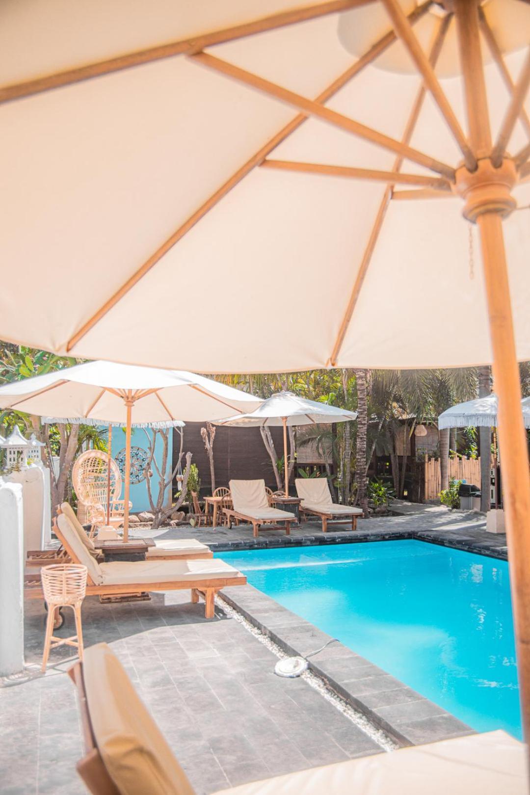 Color Cottage Gili Air Exterior photo