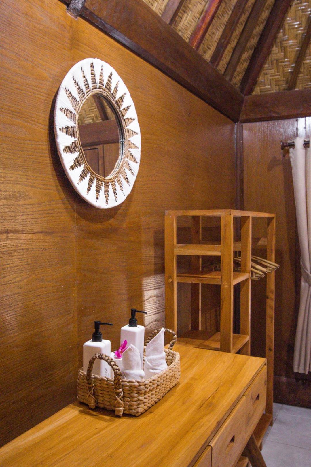 Color Cottage Gili Air Exterior photo