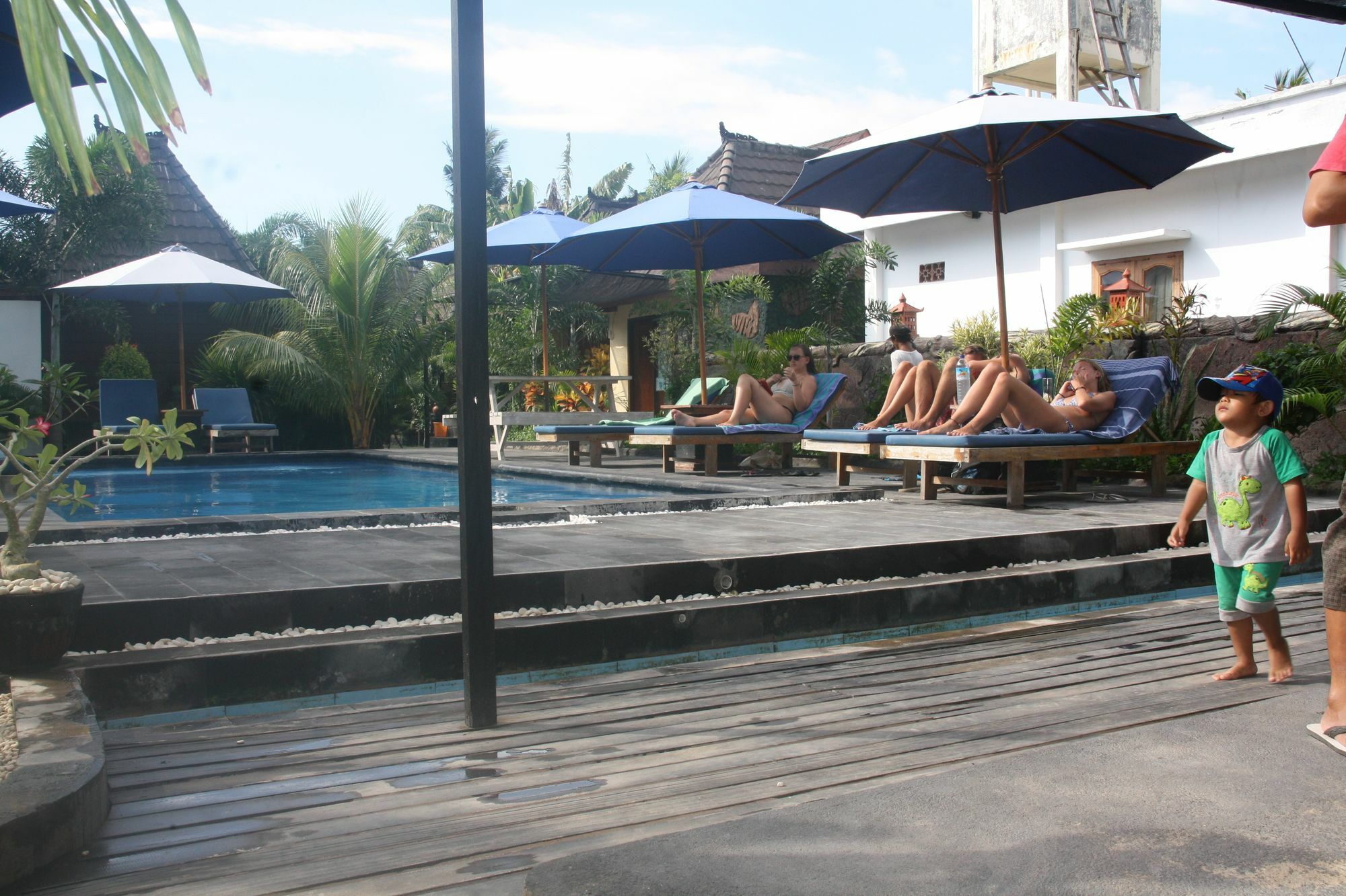 Color Cottage Gili Air Exterior photo